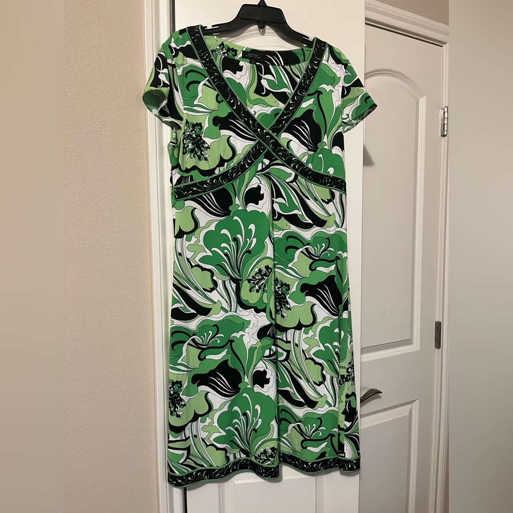 Tahari Arthur S Levine cap sleeve green shift dress size 16